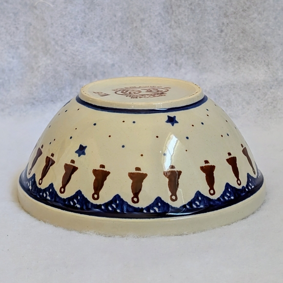 Polish Pottery Medium Bowl with Snowman Design - Picture 6 of 6